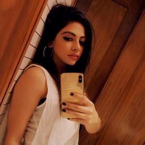 Meet your Posher, Annie